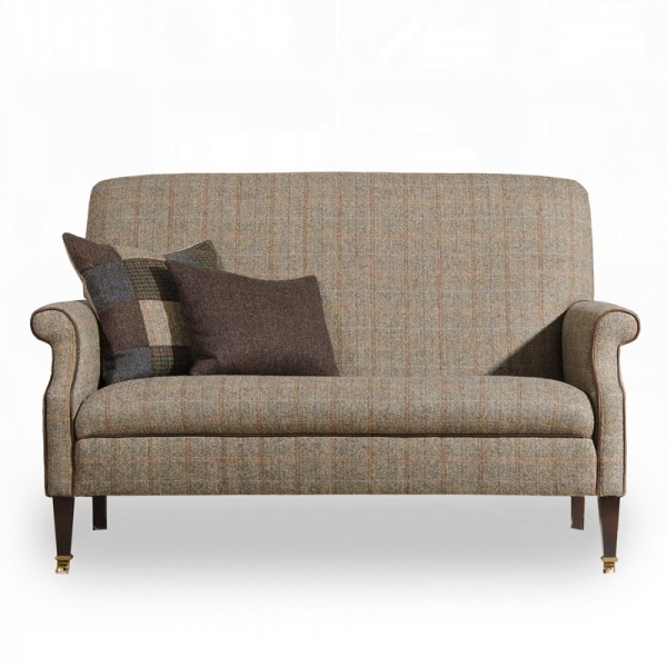 Canapé compact Cabourg style Chesterfield édouardien avec revêtement Harris Tweed